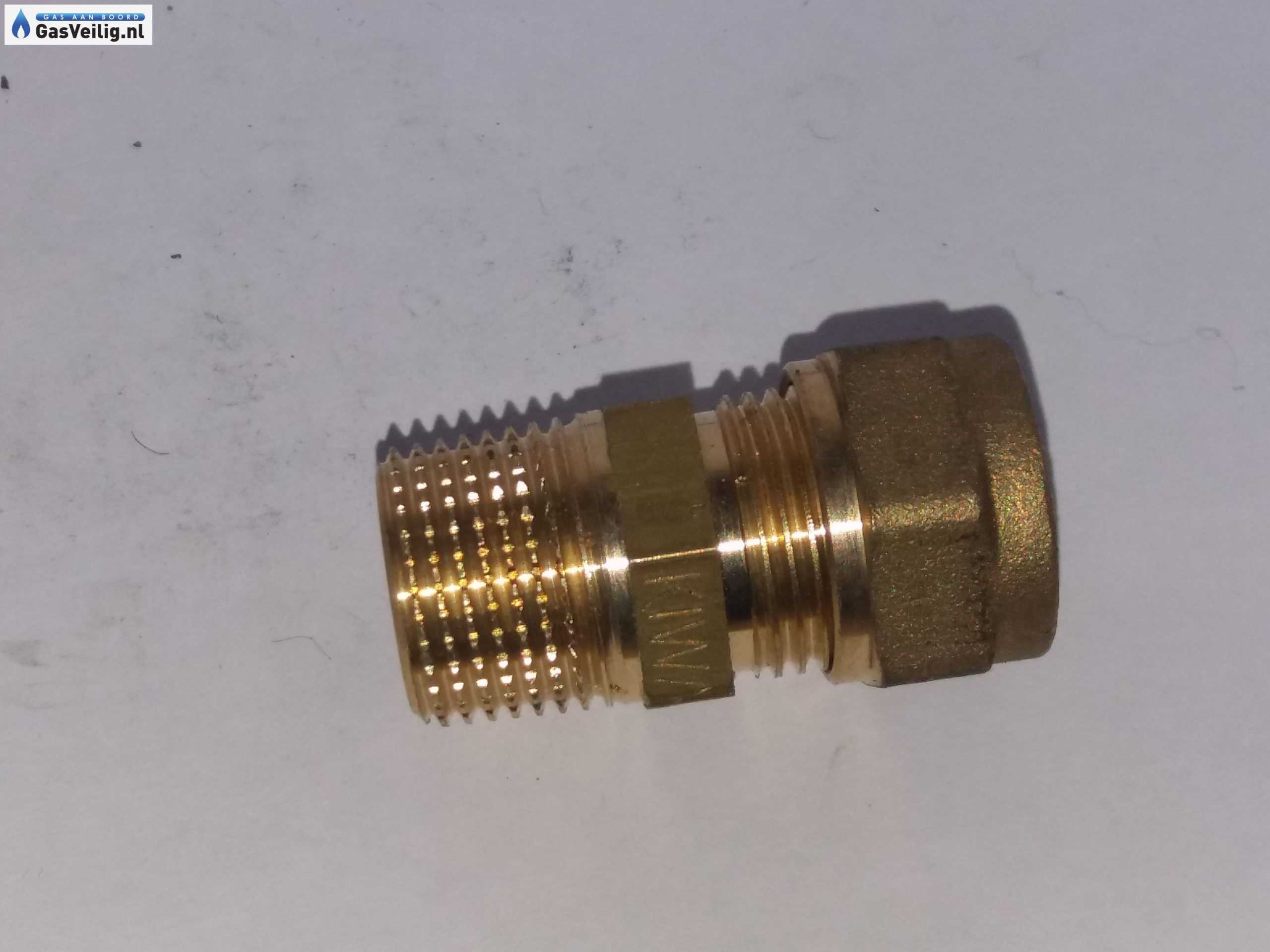 Messing rechte knelkoppeling 12mm x 3/8 buitendraad