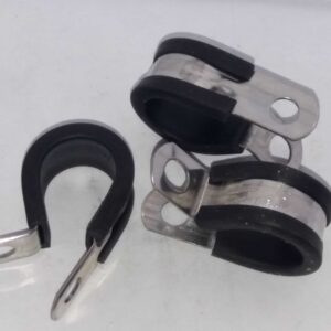 11 mm RVS Leidingbeugel met rubber manchet voor 10 mm koperen gasleiding.
