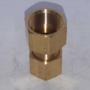 Messing 8mm knelkoppeling recht 3/8 binnendraad x 8mm knel.