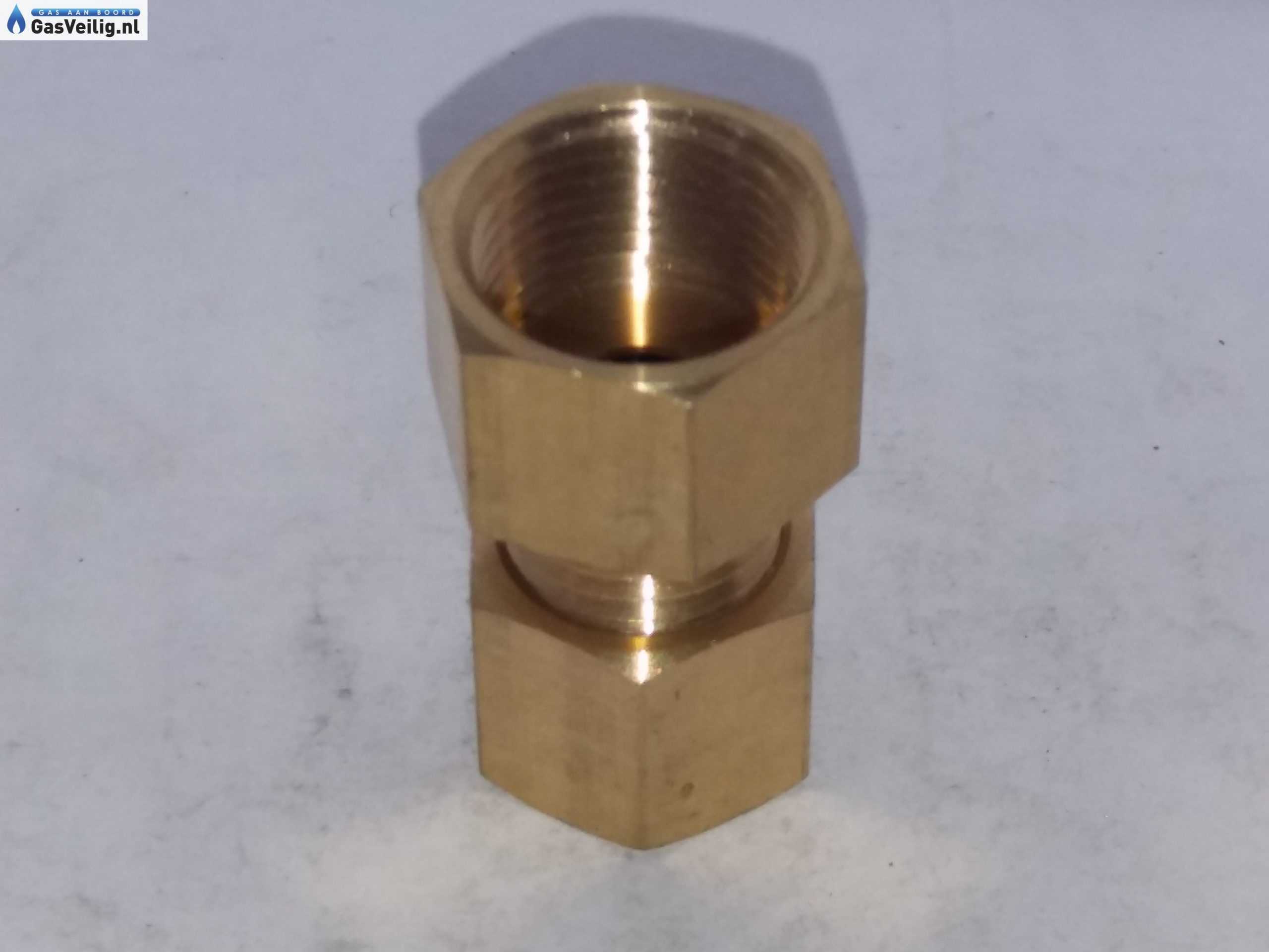Messing 8mm knelkoppeling recht 3/8 binnendraad x 8mm knel.