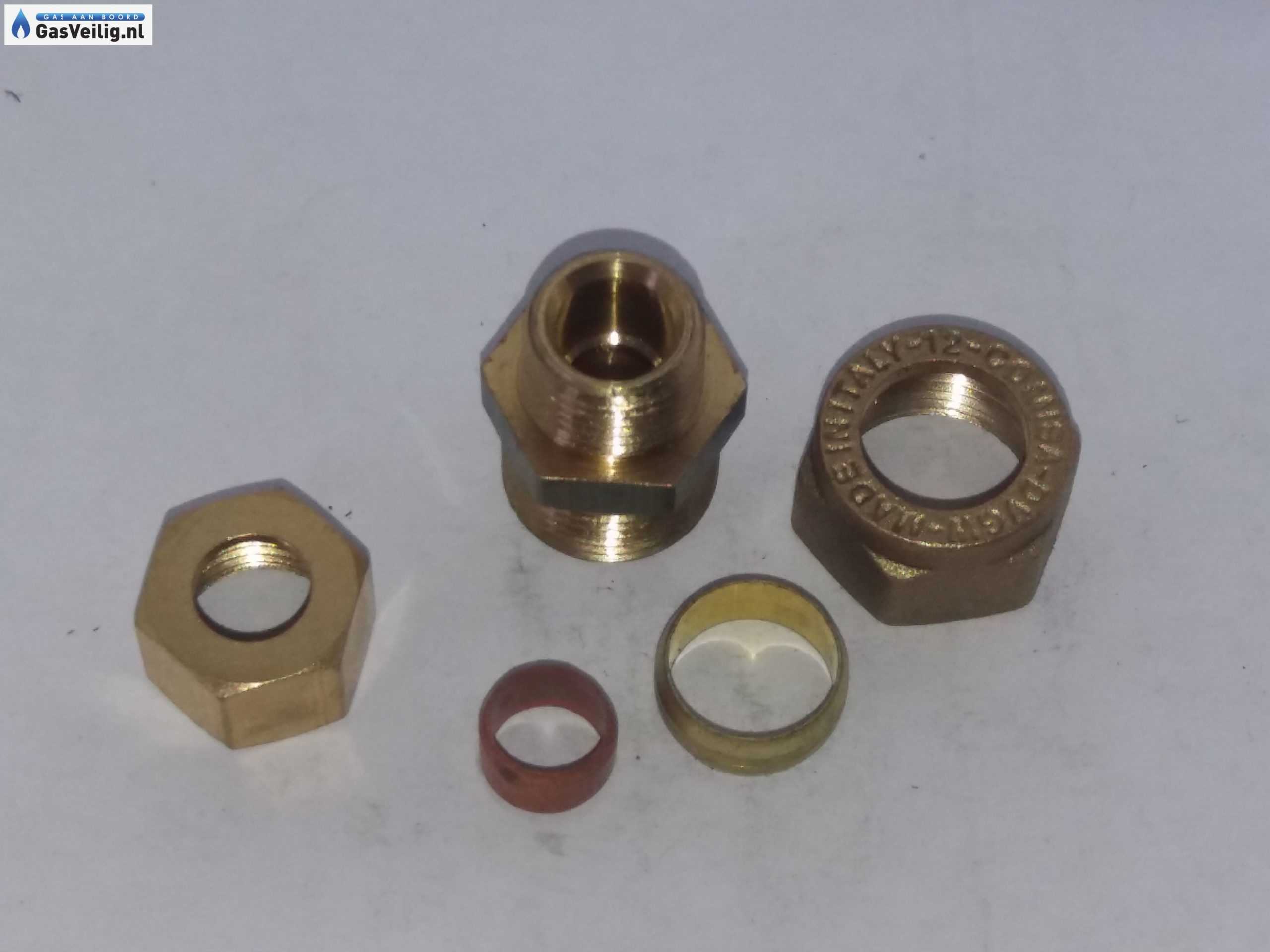 Messing verloop knelkoppeling 8 mm x 10 mm - Afbeelding 4