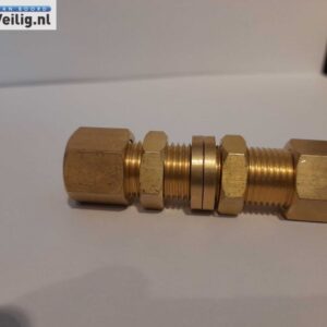 Schotdoorvoer / schotkoppeling recht 10mm x 10mm knel.