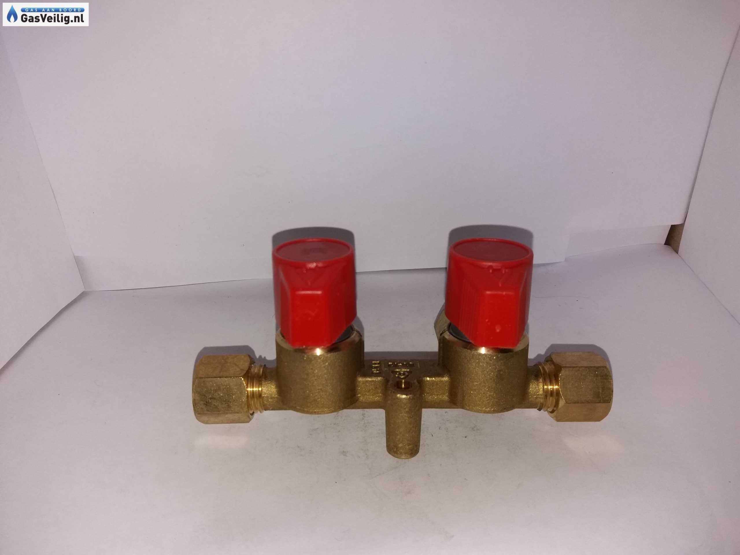 Snelsluitkraan / Afsluiter 2 x 8 mm knel met messing ringen en wartelmoeren. - Afbeelding 4